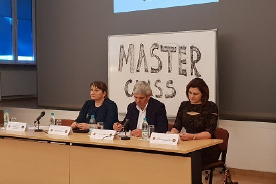 Министър Деница Сачева: Трябва да инвестираме в етичното използване на технологиите