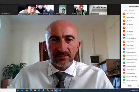 Близо 500 участници се включиха в информационен ден по мярката за изграждане на дигитални клубове за обучения