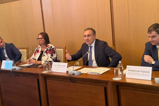 Министър Гуцанов: Трябва да вземем законодателни мерки за защита на децата в интернет