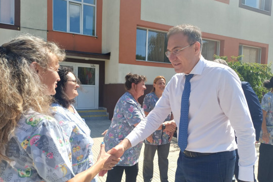 Министър Гуцанов обяви началото на ремонт и строителство на домове за възрастни в Шумен за 6.5 млн. лв. 