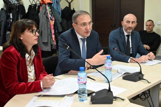 Министър Гуцанов призова общините за пълна мобилизация в изпълнението на проектите за ремонт на домове за възрастни