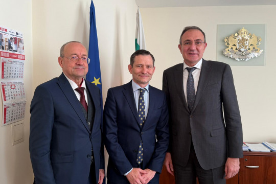Министър Гуцанов се срещна с генералния секретар на Международната организация на работодателите Роберто Суарес