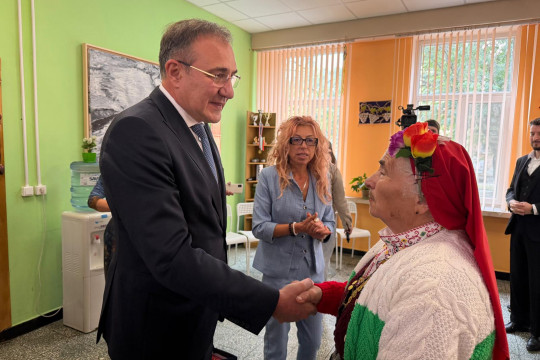 Министър Гуцанов в Деня на възрастните хора: Вдигането на вдовишката добавка е част от управленската програма