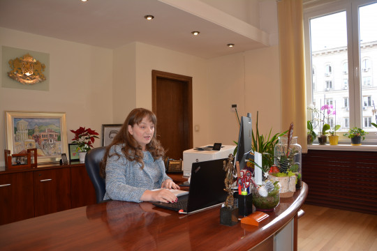 МИНИСТЪР САЧЕВА: ОЧАКВАМЕ ДА БЪДАТ ПОДКРЕПЕНИ НАД 53 000 ХОРА В РИСК С НОВАТА МЯРКА ПО ОПРЧР „ПАТРОНАЖНА ГРИЖА +“