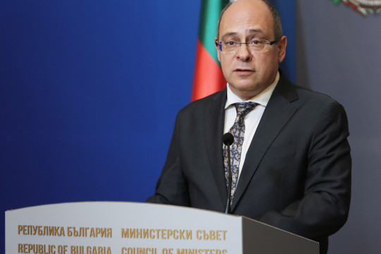 Минималната работна заплата става 780 лева от 1 януари 2023 г. 