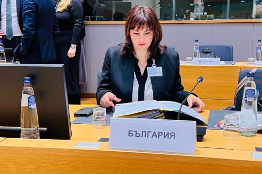 Съветът на ЕС по заетост и социална политика обсъди директивата за по-добри условия на труд при работа през платформа