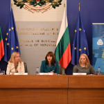 Министър Ефремова: Социалната система трябва да бъде организирана около нуждите на човека