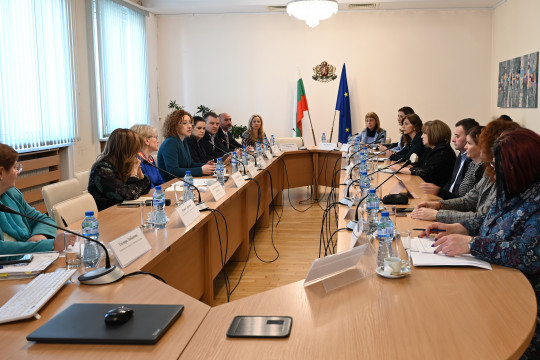 Социални услуги за почти 170 000 потребители са включени в проекта на Национална карта