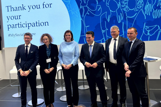Министри от пет държави и еврокомисар Шмит изведоха като приоритет на Европа социалните инвестиции