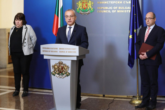 Премиерът Гълъб Донев: Великденска добавка от 70 лева ще получат възрастните хора с пенсии под линията на бедност