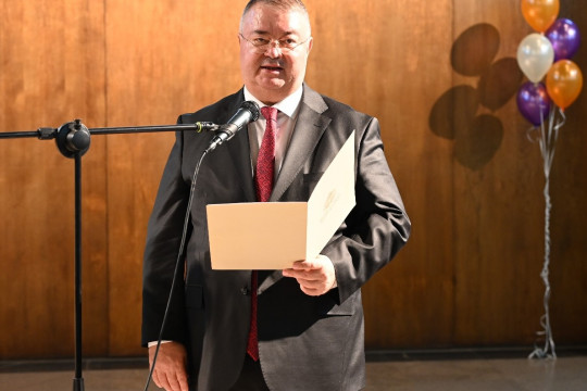 Министър Иванов: Инвестициите в ранното детско развитие са ключови за израстването на бъдещите поколения