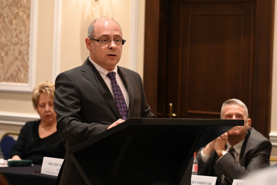 Вицепремиерът Лазаров: Служебният кабинет не може да предприеме действия, които увеличават разходите през следващите год