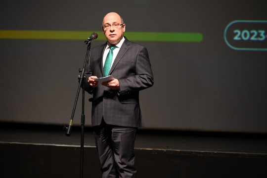 Вицепремиерът Лазаров: Адаптирането на работната сила към потребностите на икономиката е приоритет на националната политика по заетостта