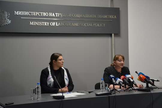 МИНИСТЪР САЧЕВА: ЗАКОНЪТ ЗА ЛИЧНАТА ПОМОЩ ЩЕ ПРОДЪЛЖИ ДА ДЕЙСТВА, НО С ПО-ВИСОКО КАЧЕСТВО
