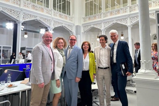 Министър Шалапатова обсъди с министри от ЕС политиките за пазара на труда и закрила децата