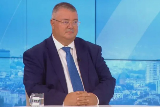 Министър Иванов: Правителството облекчи процедурата за предоставяне на подкрепа на пострадалите при пожарите