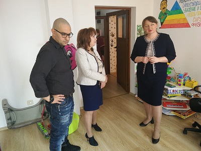 Министър Сачева