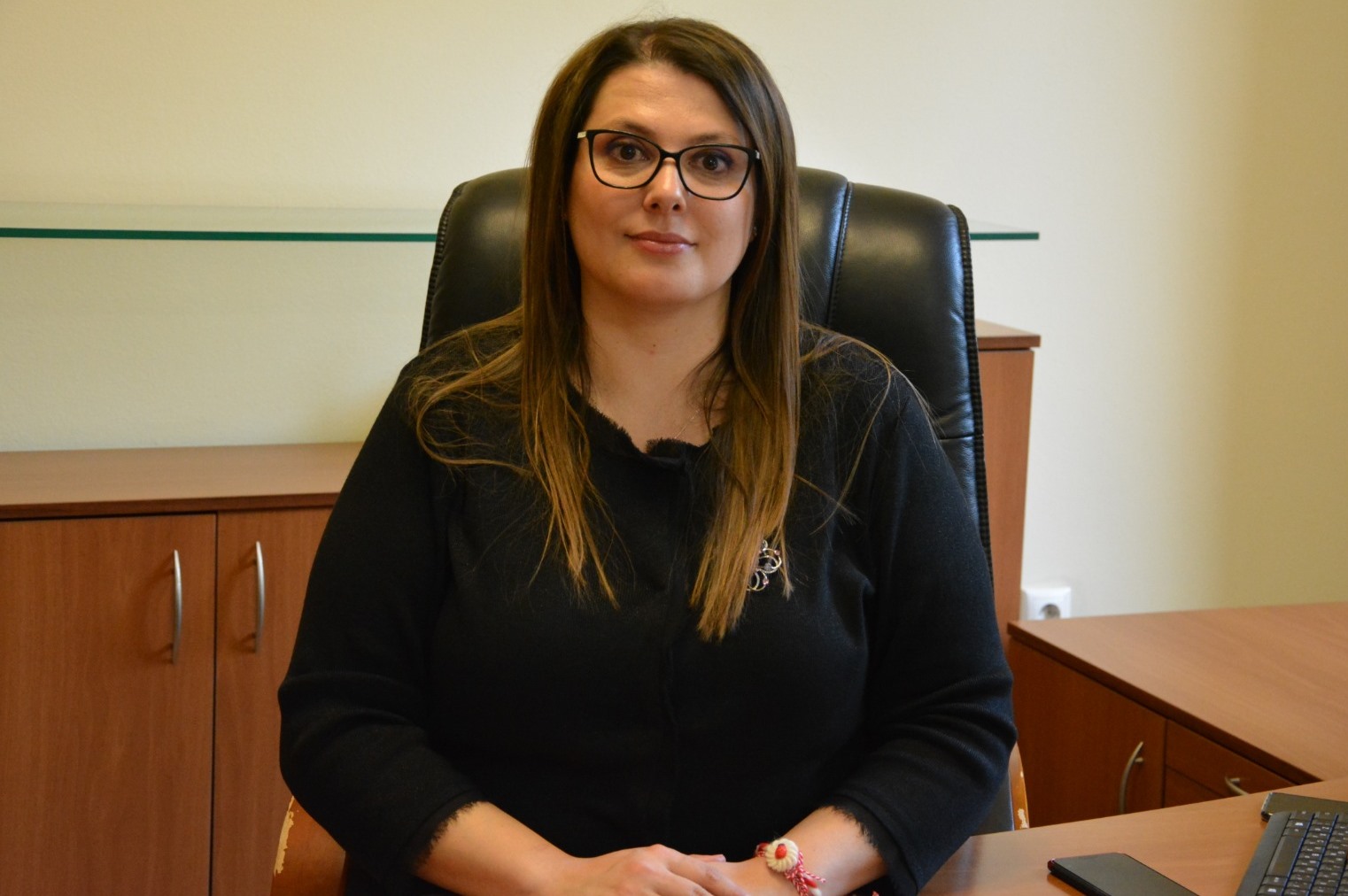 ЗАМЕСТНИК-МИНИСТЪР АДРИАНА СТОИМЕНОВА