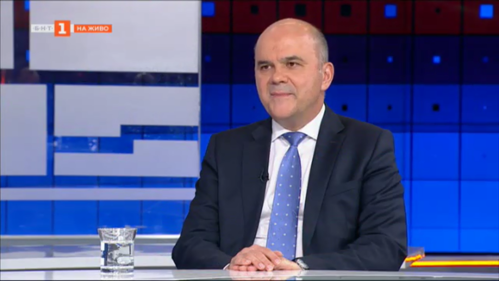  Бисер Петков: Хората, които ще получат помощи за отопление, ще се увеличат до около 260 000 