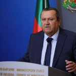 Министър Адемов: Близо 80% от пенсионерите ще получат добавка за Великден