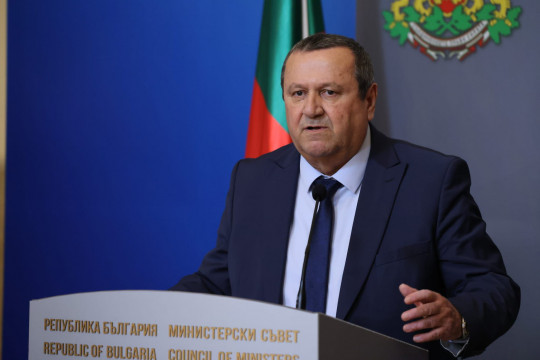 Министър Адемов: Близо 80% от пенсионерите ще получат добавка за Великден