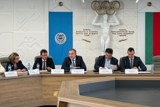 Министър Гуцанов на кръгла маса „Детство без насилие“: Държавата трябва решително да се намеси