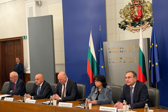 Министър Гуцанов за бюджета на ДОО: Уязвимите групи са защитени