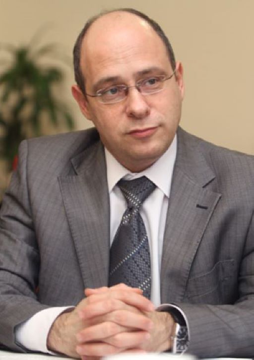 ЛАЗАР МАНОЛОВ ЛАЗАРОВ - ЗАМЕСТНИК МИНИСТЪР НА ТРУДА И СОЦИАЛНАТА ПОЛИТИКА