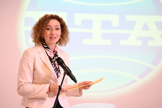 Министър Шалапатова: МТСП ще финансира 47 проекта за подобряване на обществената и социална среда по „Красива България”