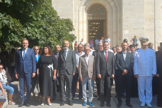 Министър Гуцанов: Работим майчинските за втората година да са около размера на минималната заплата