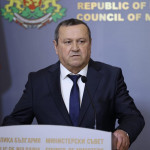 Екипи на АСП са в село Априлово, за да помагат при необходимост на пострадали от наводнението