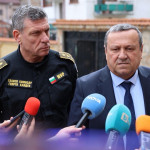 Министър Адемов в Якоруда: Получаваме сигнали за натиск върху избиратели, не се поддавайте