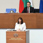 Министър Ефремова: Около 67 000 възрастни и хора с увреждания ще продължат да получават топъл обяд и през 2027 г.