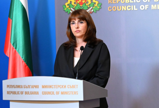 Линията на бедност ще бъде 443 евро през 2027 г.